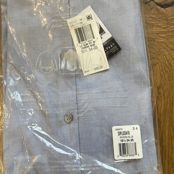 Calvin Klein, blue patterned shirt. - Picture 3 of 4